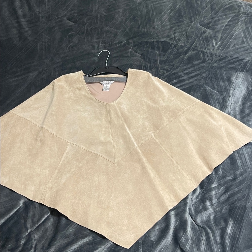 Beautiful John Paul Richard Vintage Leather Beige Poncho Cape